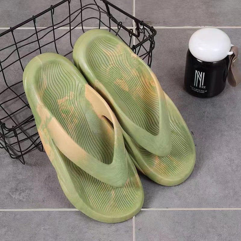 Men's fashion flip-flops: trendy, thick-soled, non-slip slippers for home and outdoor use - soft sole beach flip-flops for men and women