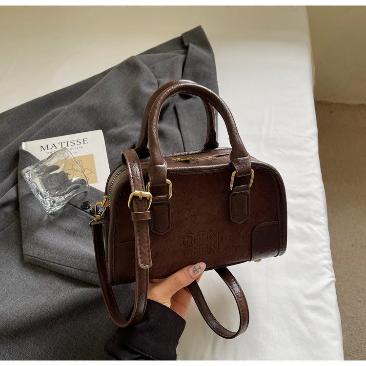 retro small square bag women's 2025 new high-end texture versatile commuter shoulder bag fashionable handbag crossbody bag