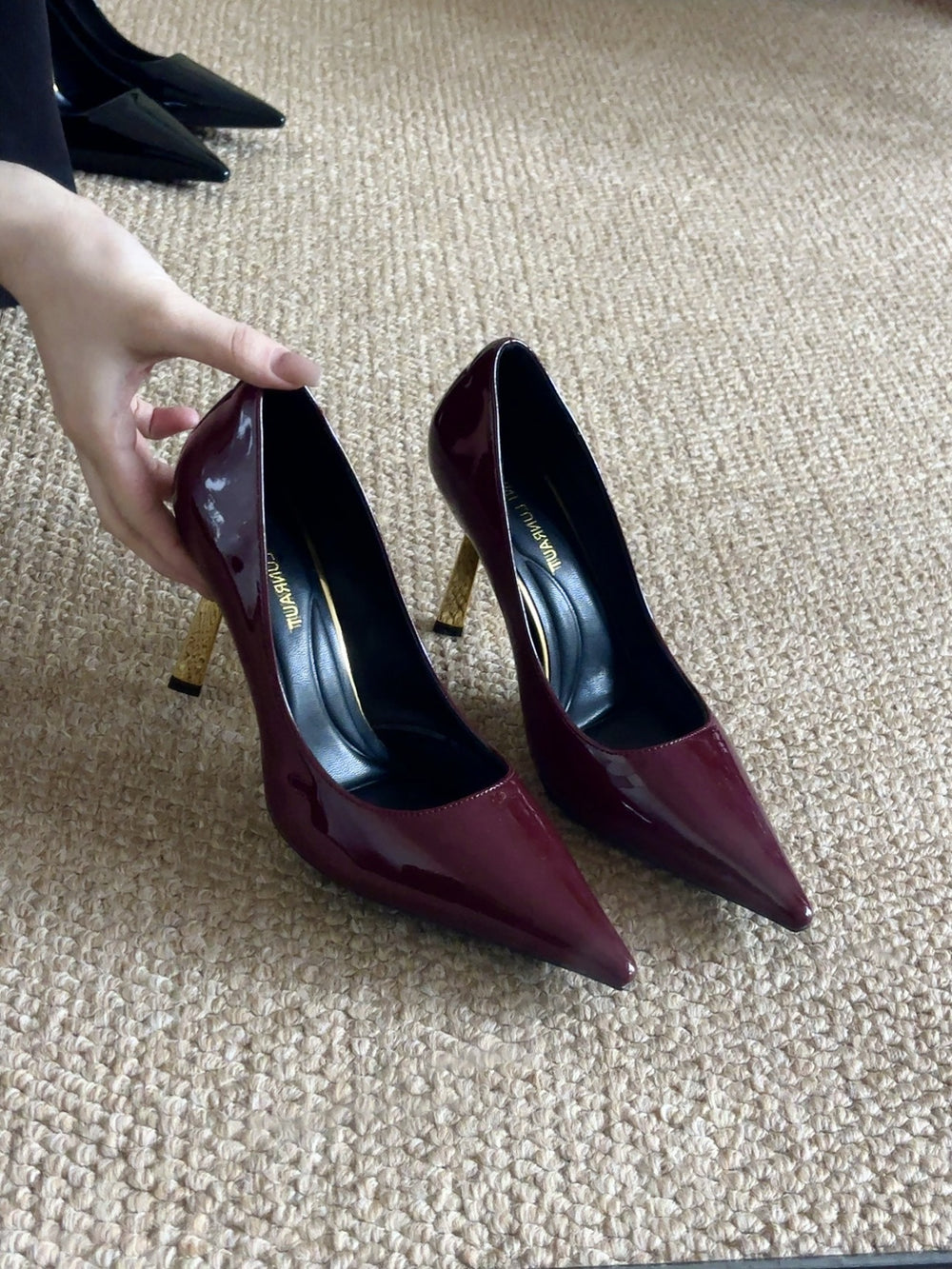 Toe protection cotton small gold root patent leather flats high heels women's new arrival pointed toe stiletto fashioneasiest for matchelegant velvet flats