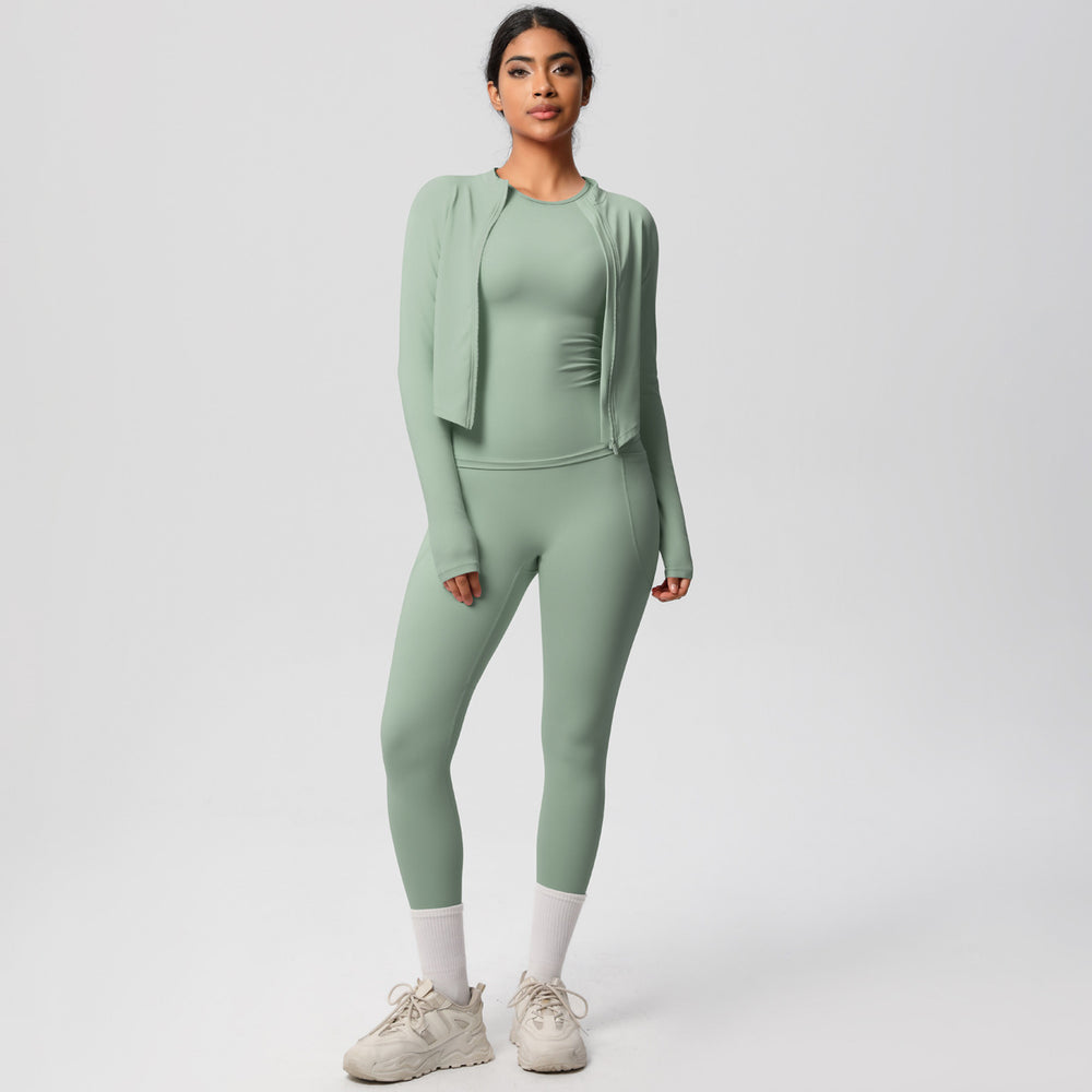 Solid color new outdoor casual quick-dry sports yoga outfit - tight-fitting, butt-lifting, pocketed shorts - fitness naked feel three-piece set
