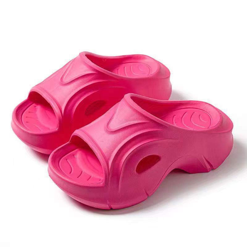 2024 summer fashion height increasing sandals women's outdoor new thick sole non-slip ins trendy beach flip flops sandals