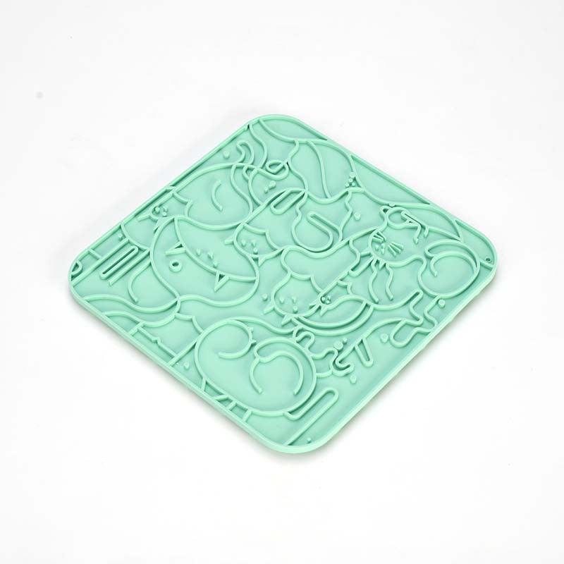 Square silicone licking mat Pet dog dog anti-choking feeding tableware Non-slip licking mat Customized silicone licking mat