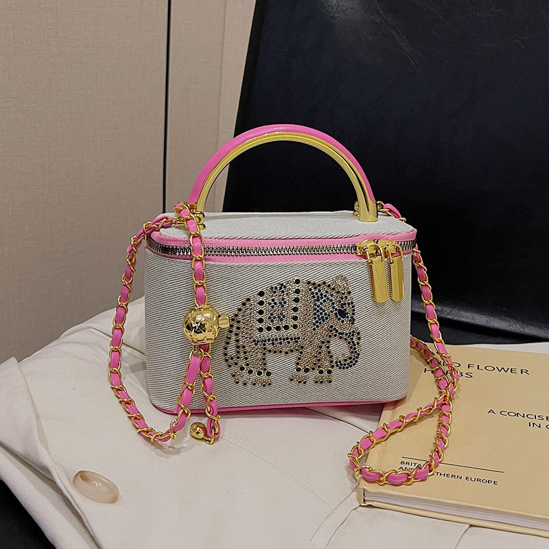Spring and summer high-end fashion shoulder small square bag women's 2025 new niche design messenger bag fashion box bag