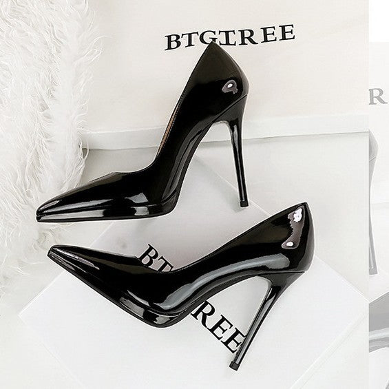 Patent leather high heels for women new arrivalfrenchelegant pointed toe waterproof platform non-tiring feet stiletto work clothingflats nude flats