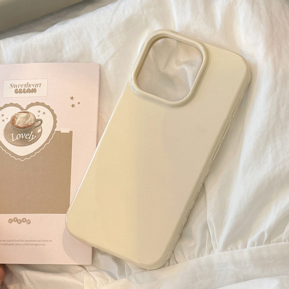 Heart-shaped tpu side phone case for iphone 17 pro, apple 16, full coverage drop protection, lens fully enclosed