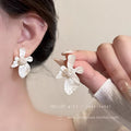 Super fairy french three-dimensional flower earrings-e7028 white