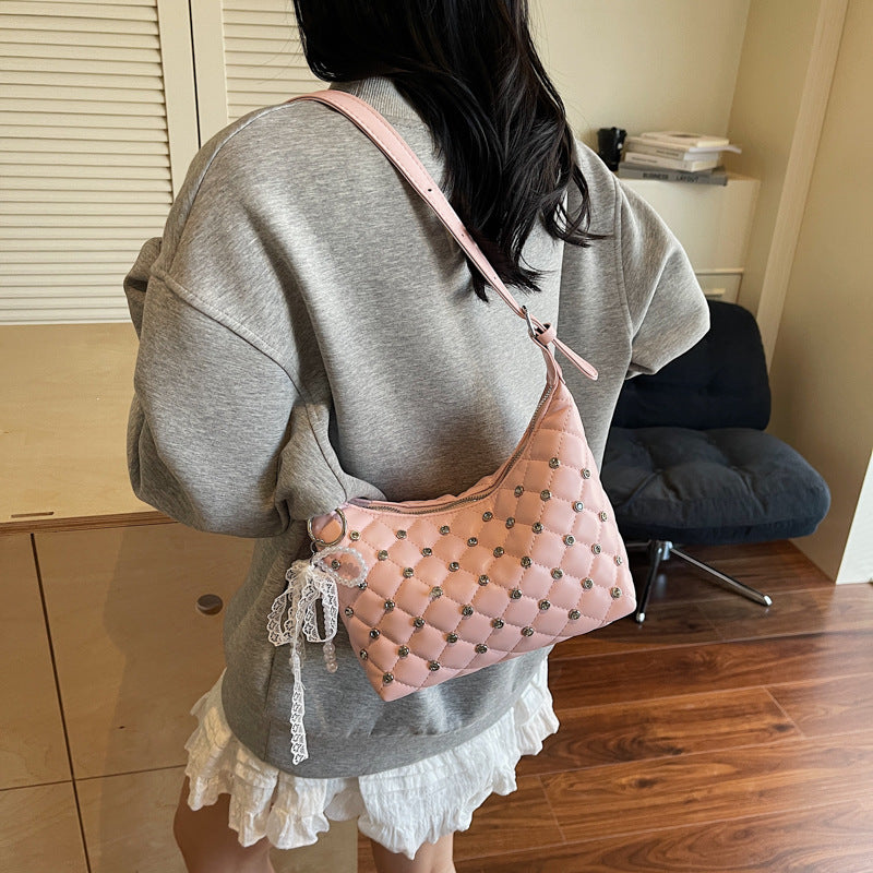 Retro diamond small fragrant chain shoulder messenger bag bags with diamonds, high-grade texture fashionable foreign commuter women's bags