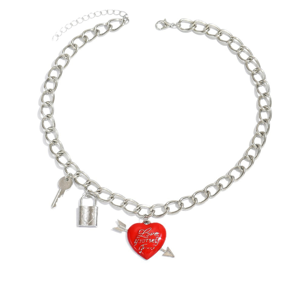Sweater accessories necklace wholesale european and american cross-border jewelry punk heart sweet cool style high-end pendant clavicle chain for women