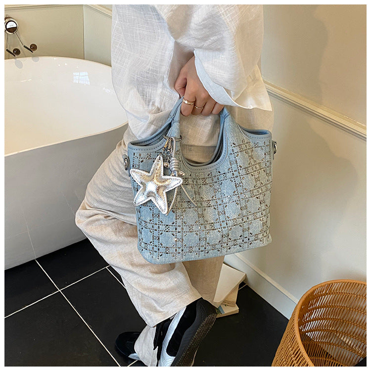 French underarm bag, high-end portable tote bag, commuter high-end sense, large-capacity women's versatile shoulder messenger bag bag