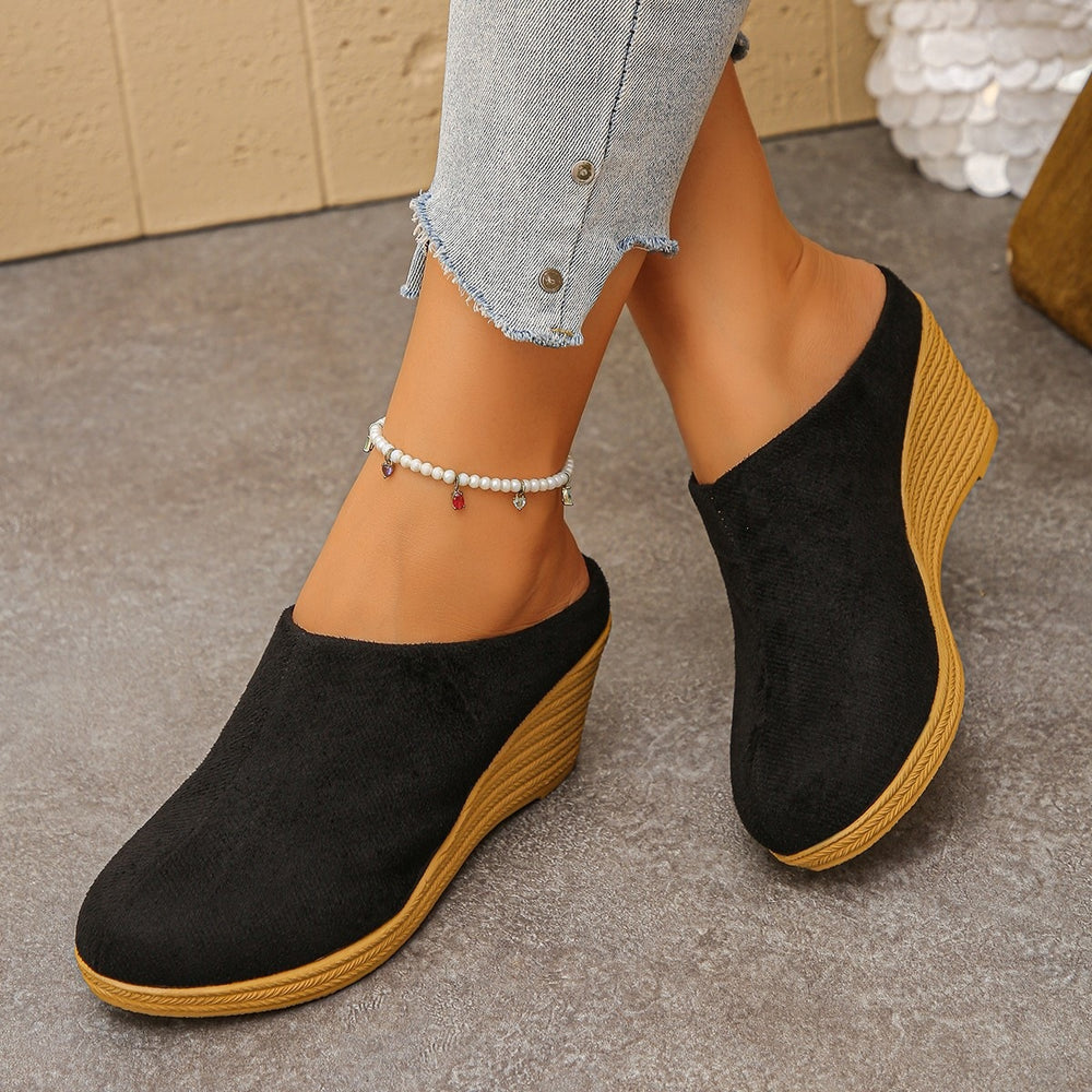 summer new arrival: plus size women's casual comfort slip-on wedge sandals - wholesale