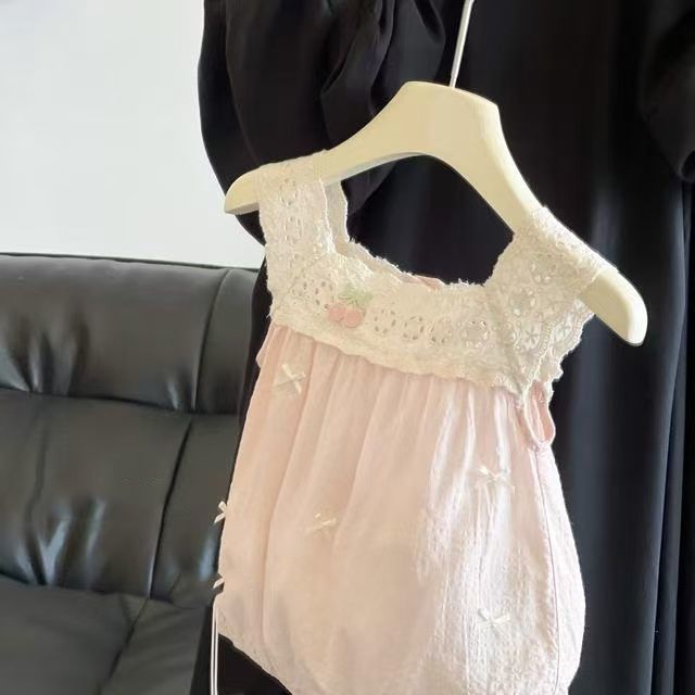 Summer rompers for infants and toddlers - baby clothes for young months - summer princess style bodysuits - trendy baby rompers