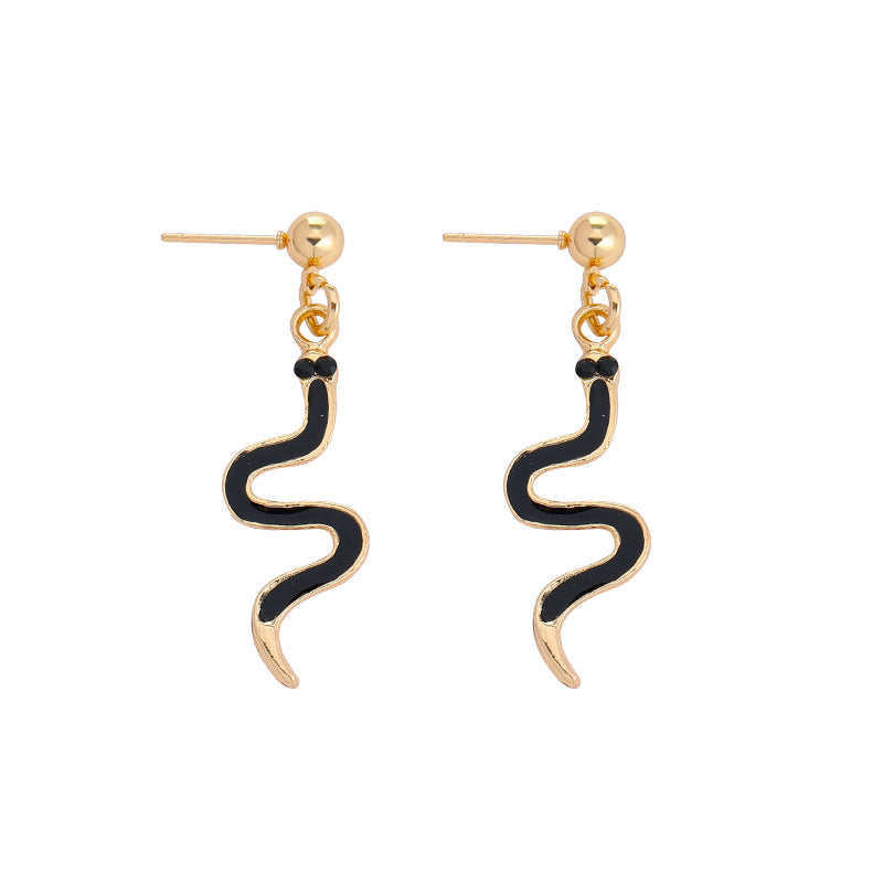 Wholesale autumn/winter earrings: european and american cross-border jewelry, women's unique fashion creative alloy enamel snake-shaped high-end earrings