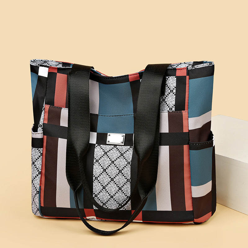 Women's handbag 2026 new collection: large capacity tote bag, fashionable and versatile shoulder bag, color block plaid mom bag