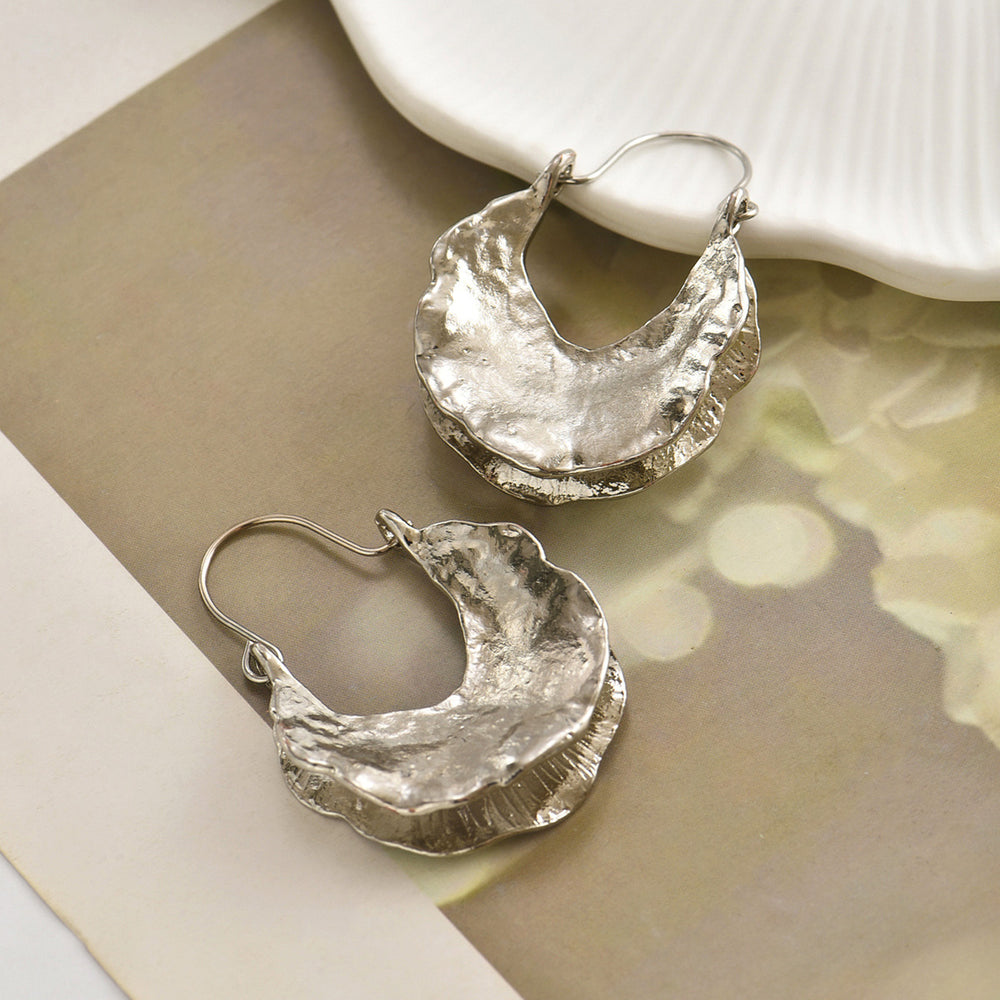 European and american cross-border niche design alloy leaf earrings - vintage, high-end, pleated, textured, and stylish stud earrings