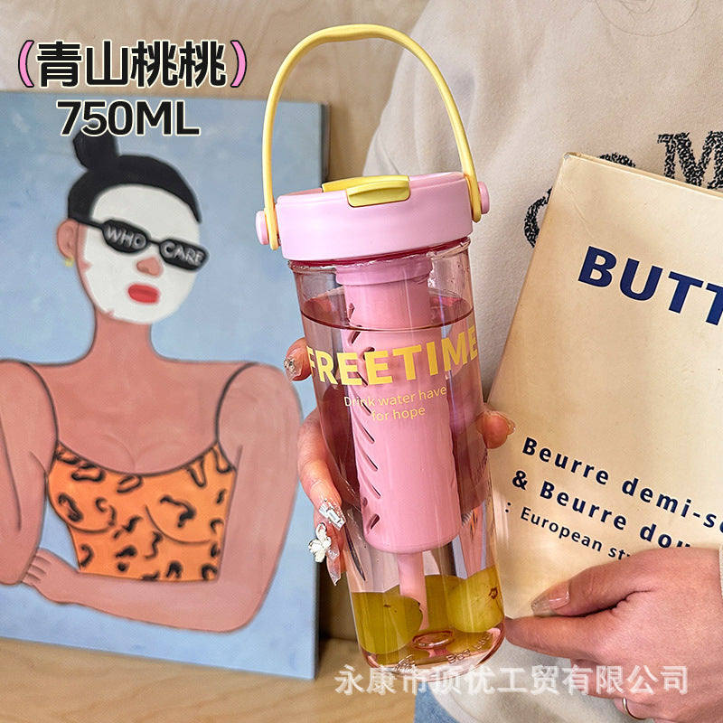 New arrival large-capacity scented tea cup for girls and students, portable straw cup, good-looking tea water separation fruit tea cup