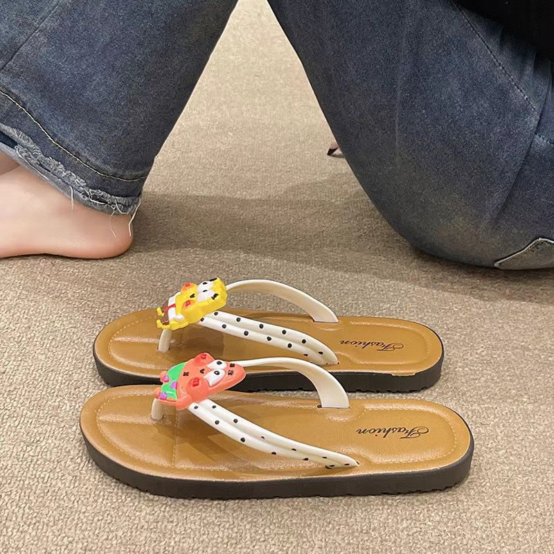 Flip-flops beach slippers flip-flops cute cartoon 2025 outwearsummernew arrival toe flatsnon-slip beach shoes