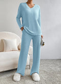 two-piece set for women,  autumn new collection: stylish and casual straight-leg pants with a chic, loose-fit v-neck ribbed knit top