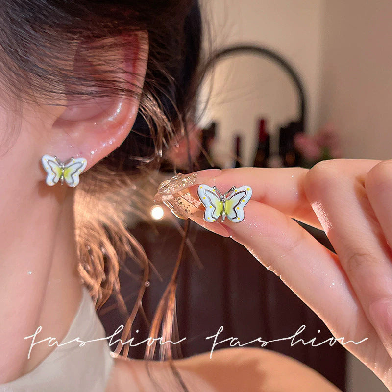 Spring break style white floral earrings - unique dopamine studs, niche design, versatile earrings