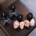 2025 new fashionable parent-child summer outdoor slippers, girls' holiday sandals, bowknot baby flip-flops