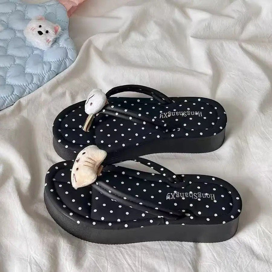 Cute bowknot platform flip-flops - new 2026 summer collection - fairy style, non-slip beach sandals for women
