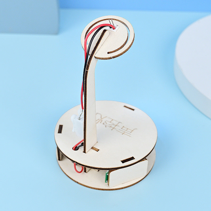 Sound control light, intelligent induction street light, technology small production, student DIY puzzle maker, handmade material science experiment