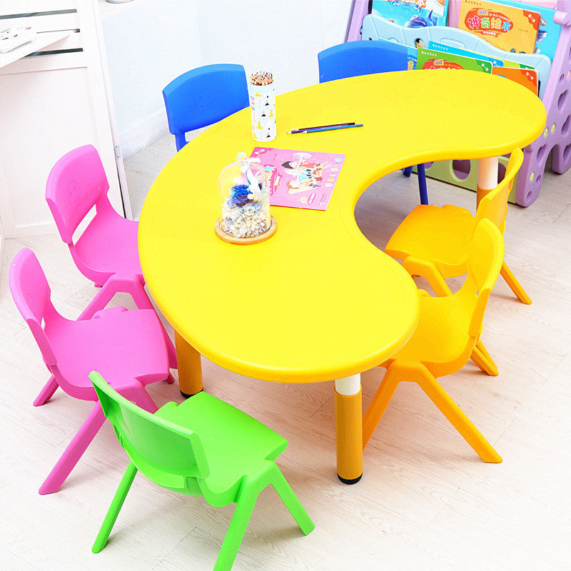 Children's table and chair set Kindergarten table and chair Baby painting game learning desk Plastic lifting moon creative table