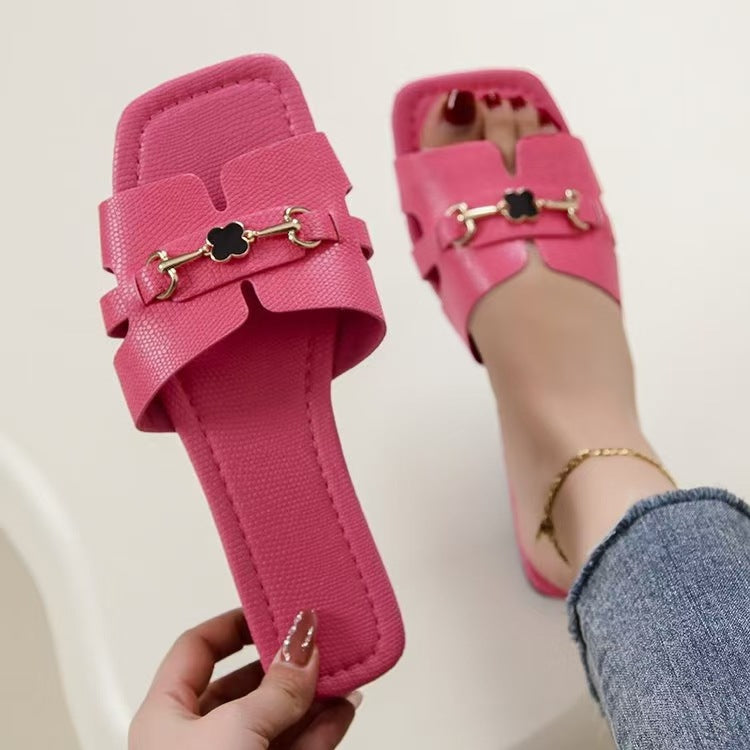 European and American large size outer wear rhinestone metal buckle square head flat bottom slippers women's 2024  summer new sandals slippers