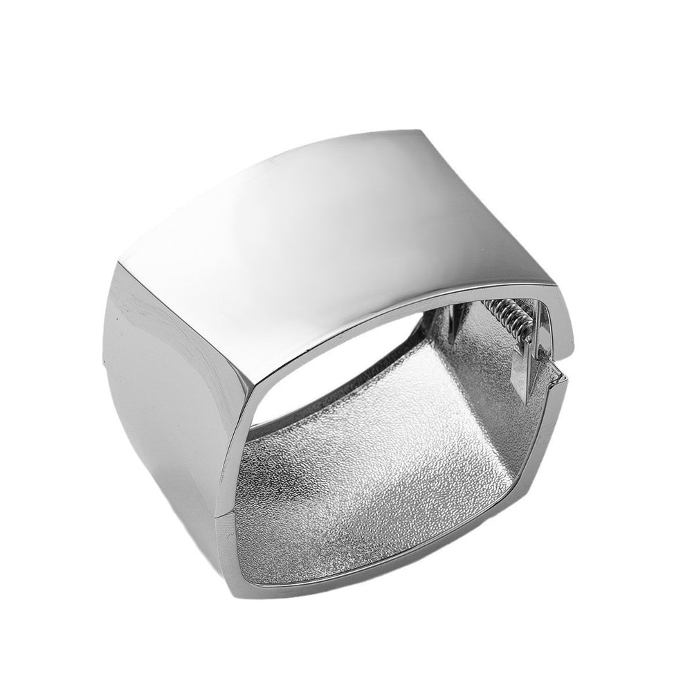Wide opening bracelet wholesale fashion cross-border jewelry new stylish exaggerated niche style bracelet women's metal texture jewelry