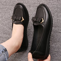 Women's comfort shoes: casual flats for seniors - soft sole, non-slip, comfortable, autumn, low-cut leather shoes, flat work shoes