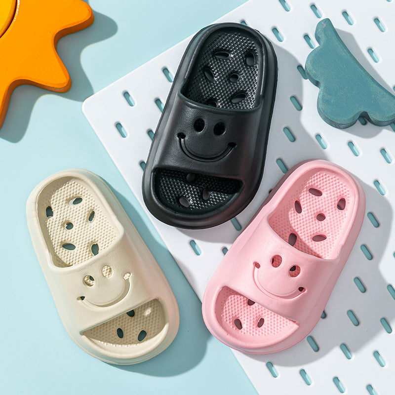 Kids' bath slippers - summer anti-slip hollow-out drainable indoor soft sole slides for boys and girls