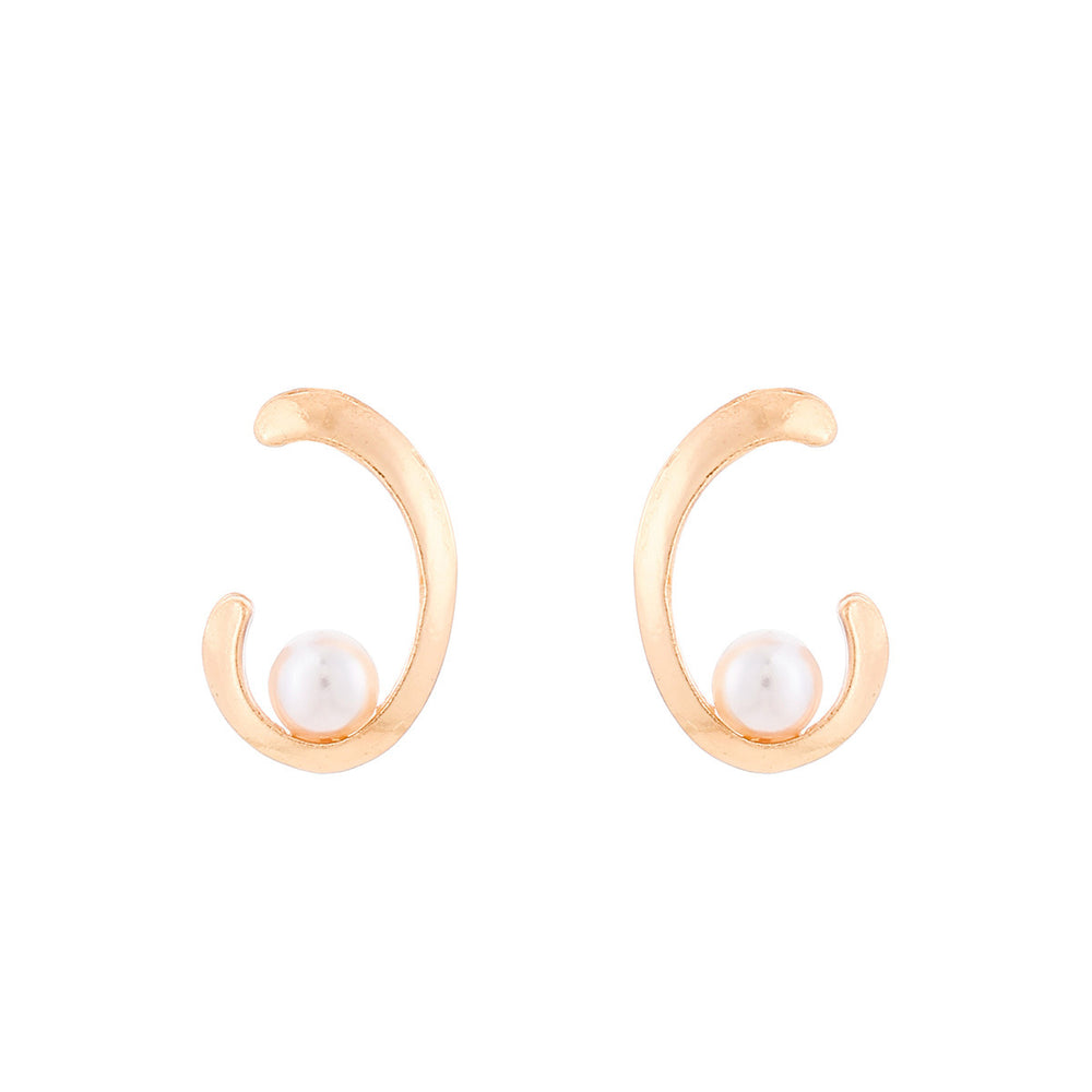 Wholesale pearl stud earrings for women - european and american fashion, statement earrings with a high-end feel, geometric irregular flower and heart earrings for women