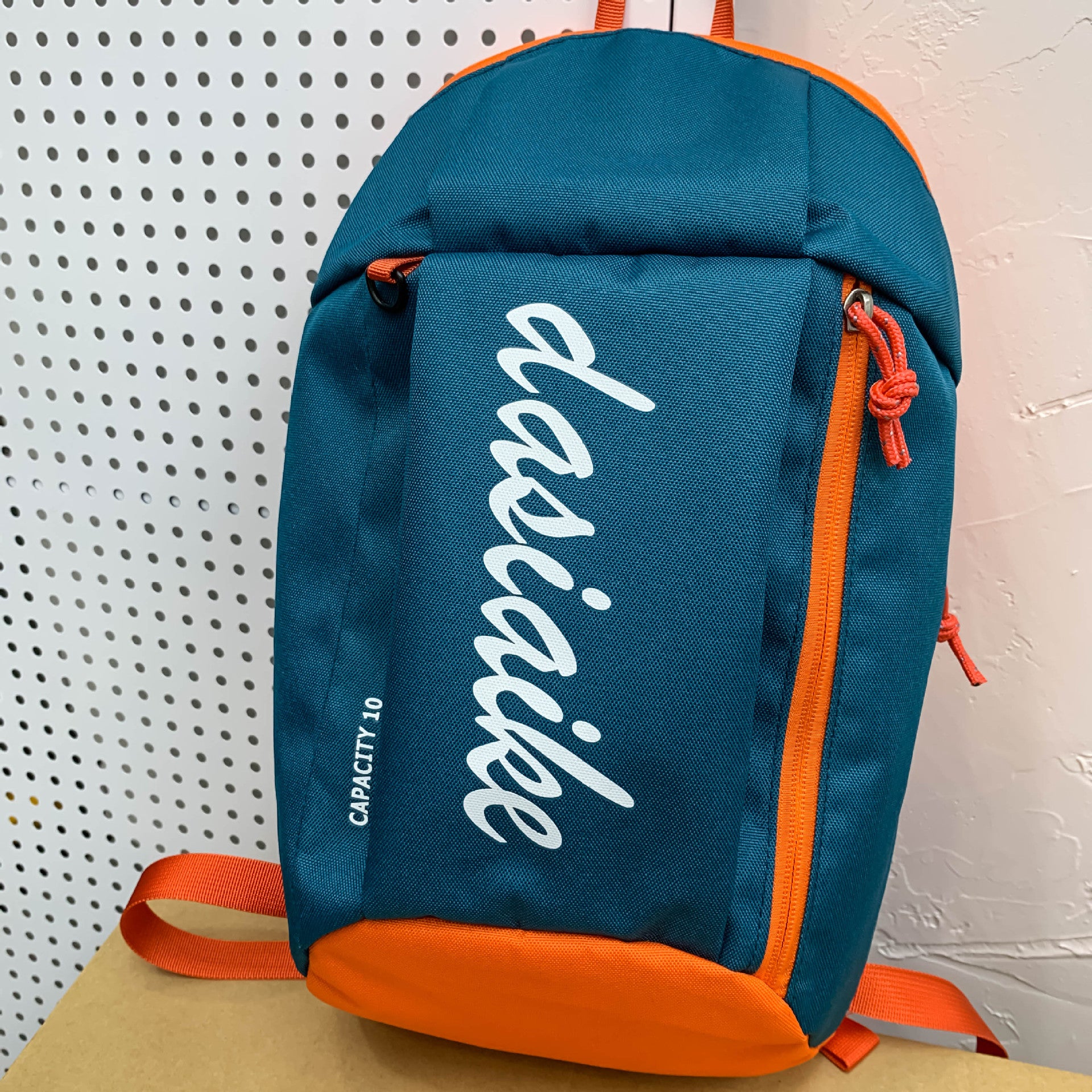 Outdoor trendy brand sports backpack can print logo fashionable mountaineering bag for men and women Korean version leisure travel small schoolbag