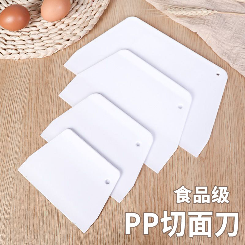 Pp dough scraper for home use - noodle cutter, nougat cutter, baking & handcrafting tool, kitchen utensil, cream scraper