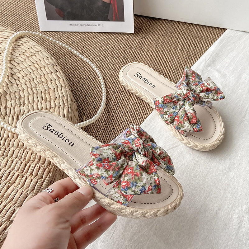 Women's summer slippers - new 2024 collection: versatile, fairy-tale style, sweet bow detail, flat sandals for beach & poolside