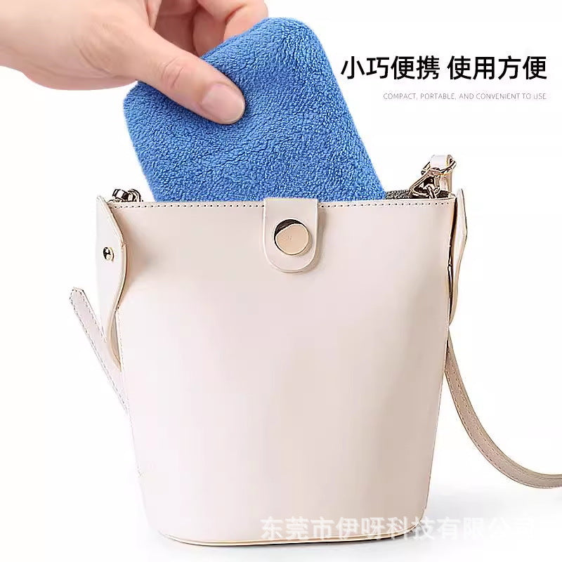 Amazon's best-selling beach sand remover gloves are suitable for sandbags on the body, seaside vacation, camping style, essential for casual use