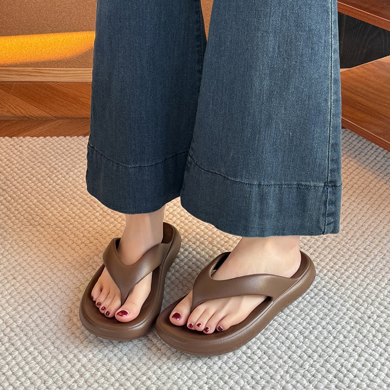 New women's fashionable and versatile anti-slip eva flip-flops - perfect for travel, summer, and everyday wear. available in matching styles for couples