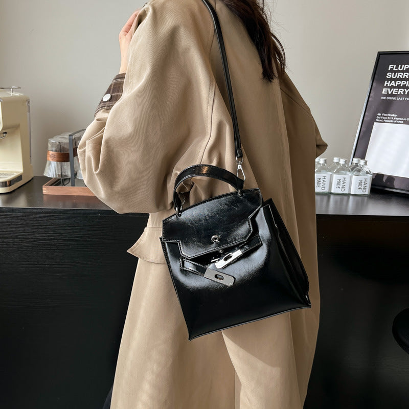 Foreign trade  fashion trend women's bags Kelly bags new handbags niche women's shoulder bags large-capacity messenger bags