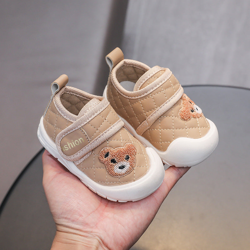 Bear autumn new arrival soft leather toddler shoes 01-2 years old girl beginner flats men baby anti-kick shoes
