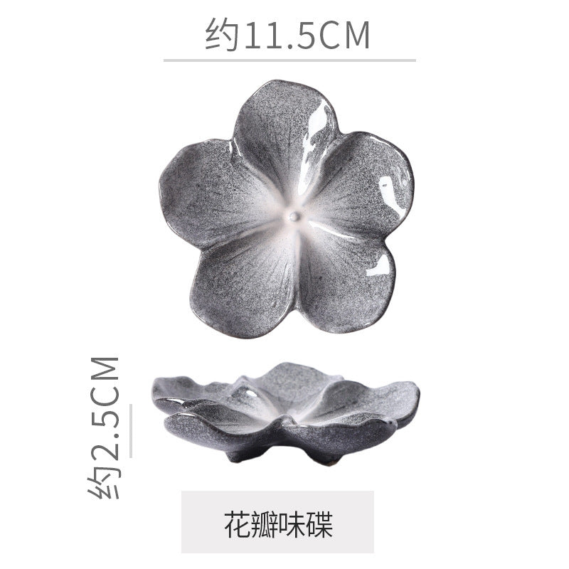 Retro japanese ceramic dish flower shape small dish creative dish dipping dish side dish multi-color kiln dish