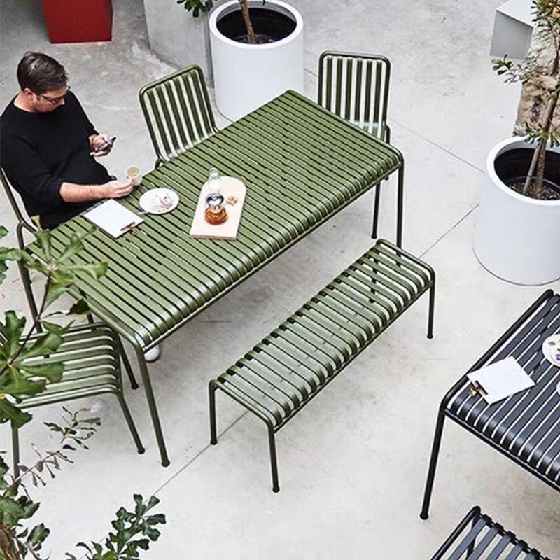 Outdoor modern casual outdoor courtyard table and chairs milk tea casual garden cafe open-air balcony iron art combination
