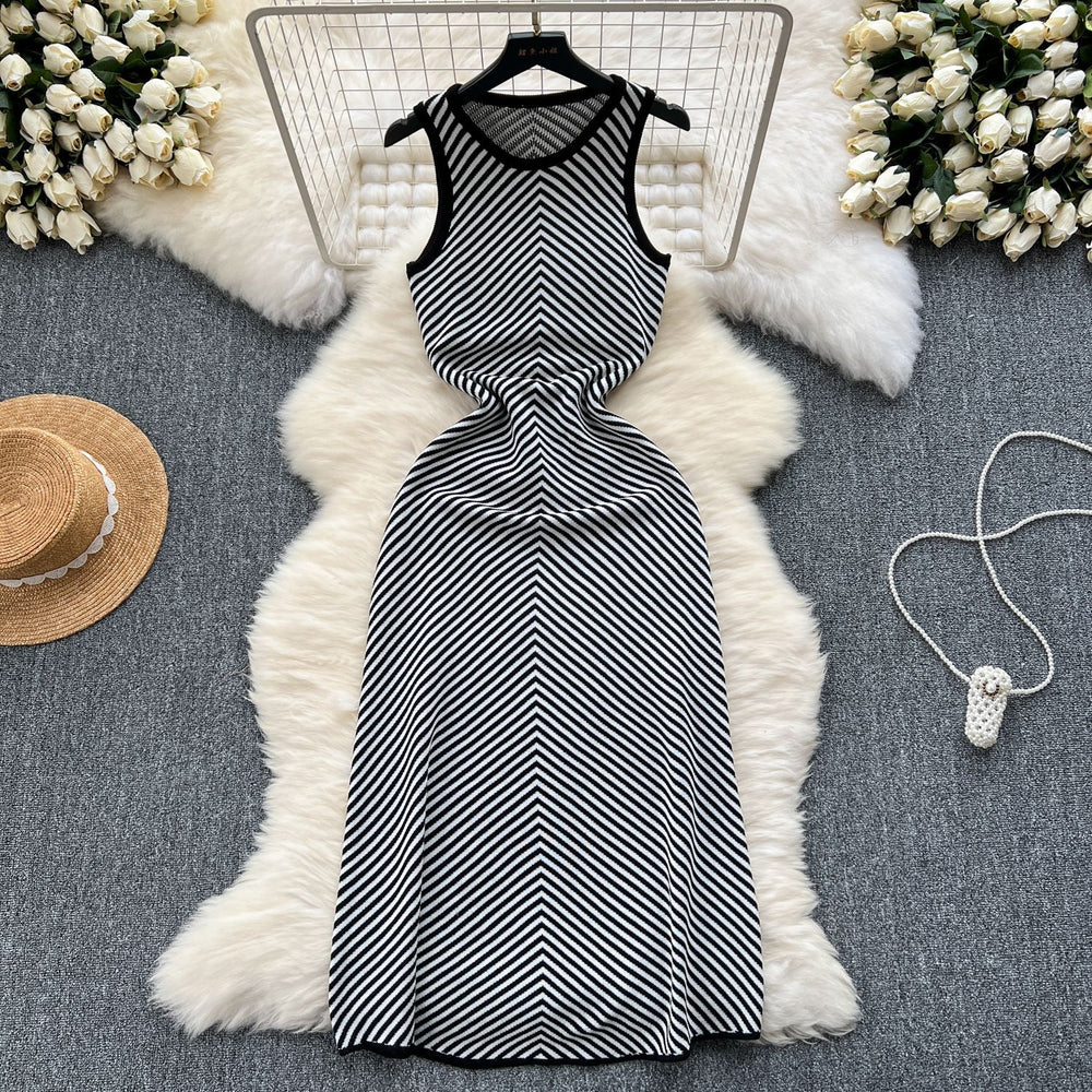 Designer color block striped knit dress - women's 2024 new summer korean style midi sleeveless tank dress