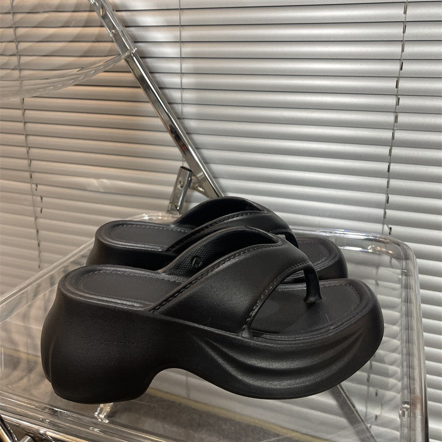 Thick sole thick heel slippers for women summer outwearthick sole shit feeling 2025new arrivalsummer popular beach sandals