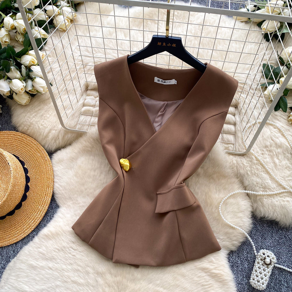 Korean style commute v-neck sleeveless vest top - women's summer slim fit, figure-flattering, elegant outerwear/inner layer top