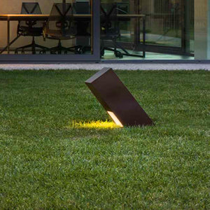 Outdoor waterproof lights - modern minimalist garden lights, lawn lights, landscape lighting for villas and driveways