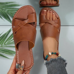 summer new arrival: plus-size women's flat slippers for cross-border e-commerce. available in sizes 36-43. wholesale options available. dropshipping to  and