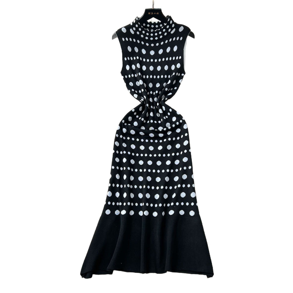 Elegant polka dot sleeveless knit dress - slim fit, figure-flattering, and chic for summer
