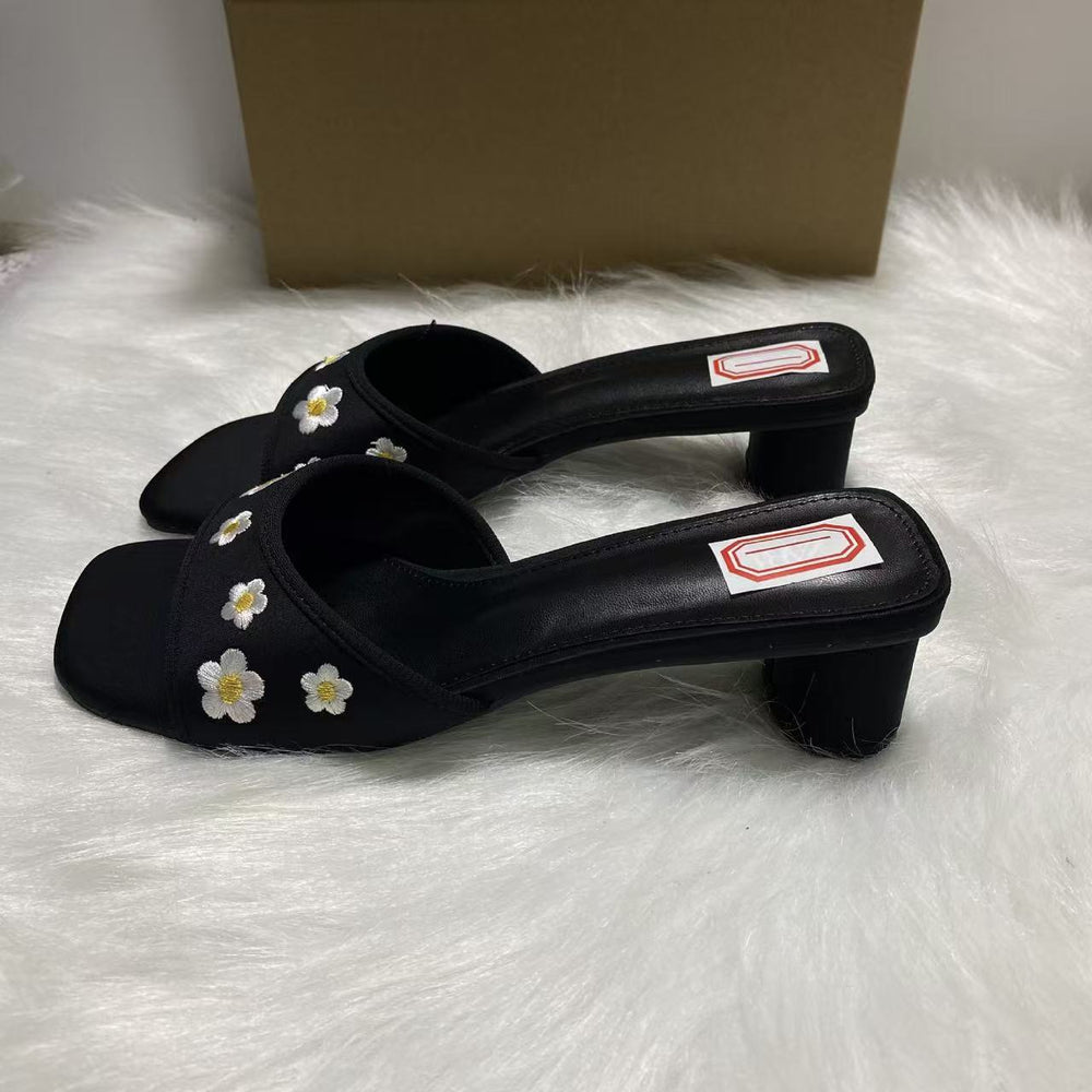 Za manufacturer silks and satins and sandals women's slippers outwear 2025new arrival summer square toe petals high heels colorful flowers