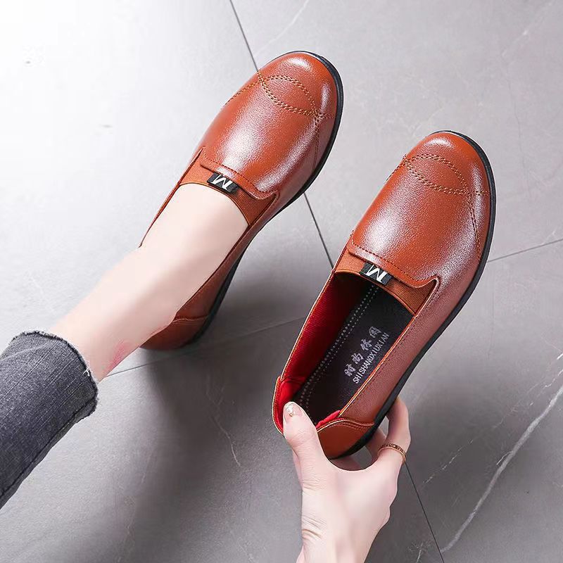 Soft leather soft bottom ladieswear shoes flatsabrasion resistantwaterproofbows work shoes wechat group purchase live broadcast one piece dropshipping