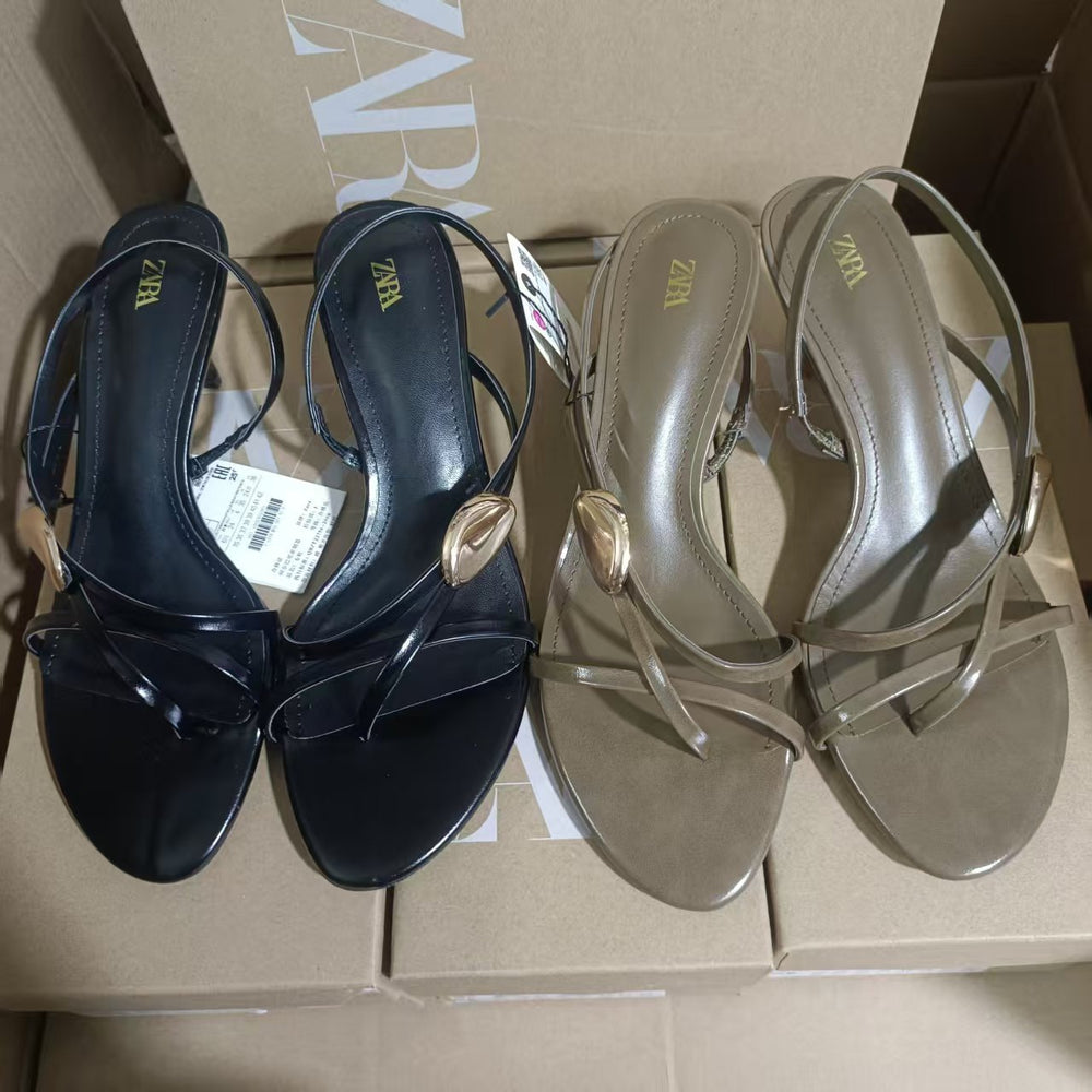 2025 summer new french chic thin strap thong chunky heel sandals women's outdoor versatile single strap beach sandals 203-27