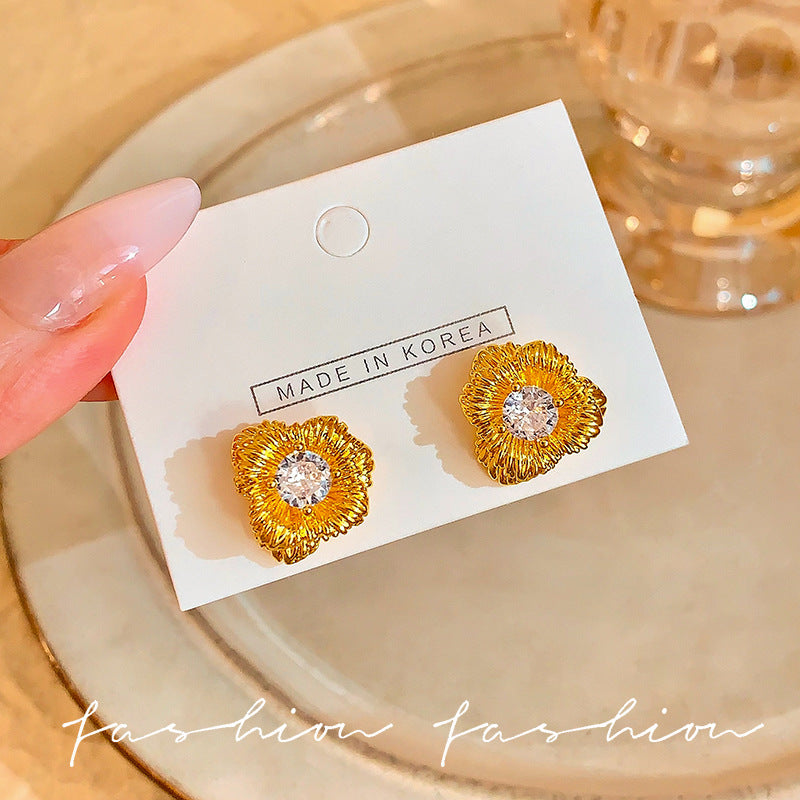 S925 sterling silver needle earrings, gold-tone double layer zircon flower studs, women's unique design, fashionable and elegant, versatile earrings